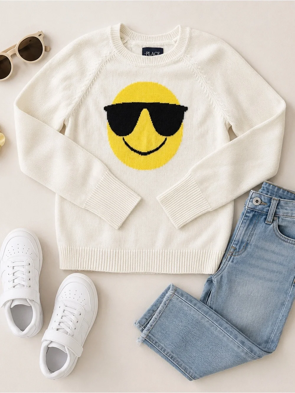 The Children’s Place Girls 7/8 Smiley Face Sunglasses Sweater White